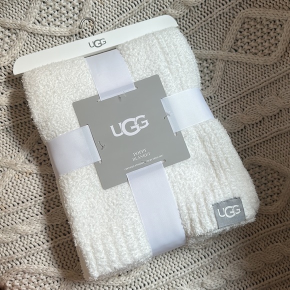 ugg olympia chenille throw